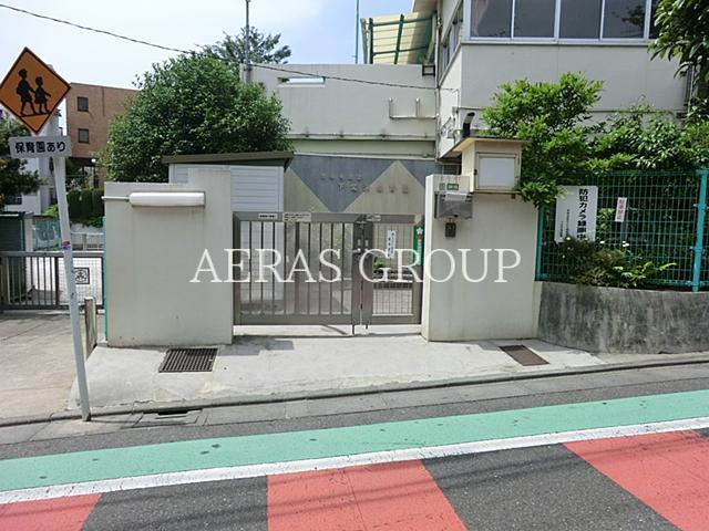 幼稚園・保育園　下北沢保育園（幼稚園・保育園）まで197m