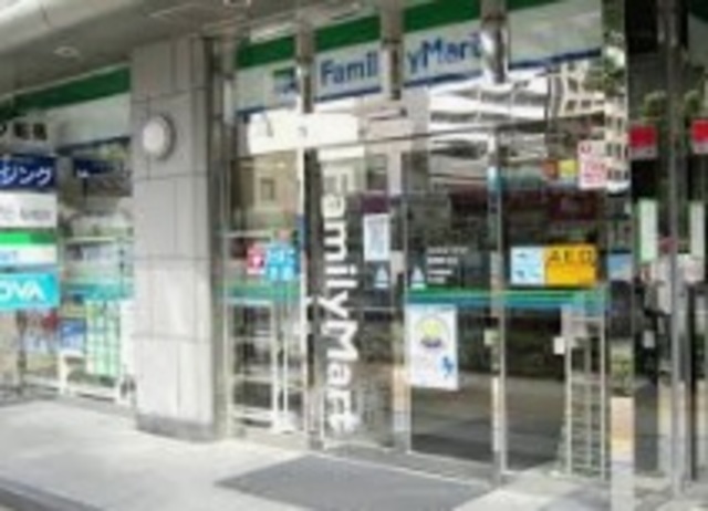コンビニ　ファミリーマート船橋駅北店（コンビニ）まで878m
