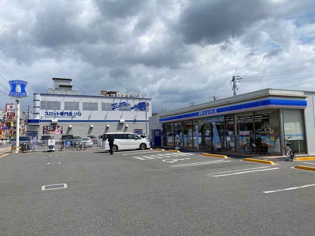 コンビニ　ローソン 広島コイン通り店（コンビニ）まで183m