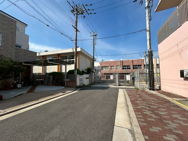 中学校　大阪狭山市立狭山中学校（中学校）まで417m