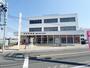 郵便局　日野郵便局（郵便局）まで565m
