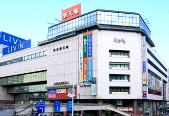 スーパー　リヴィン錦糸町（スーパー西友・映画館入ってます）（スーパー）まで500m
