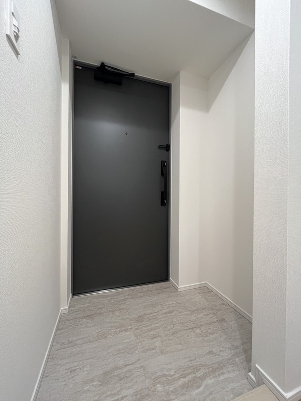 S-RESIDENCE蔵前balmの玄関写真