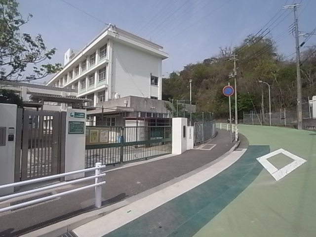小学校　神戸市立渦が森小学校（小学校）まで416m