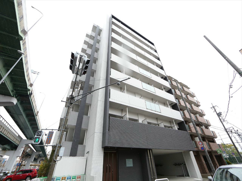建物外観　外観　防犯カメラ付　オートロック　宅配ＢＯＸ