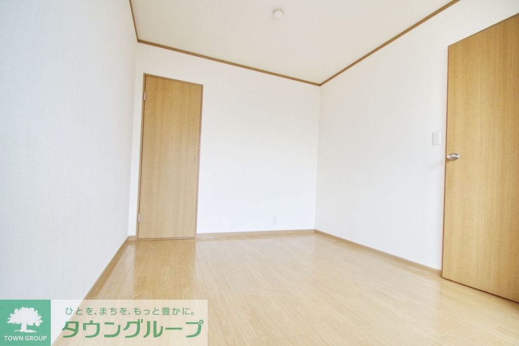 居室・リビング　別号室参考写真