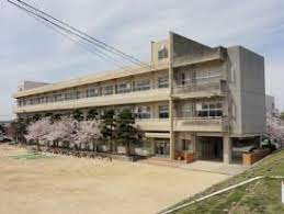 小学校　城東小学校（小学校）まで666m