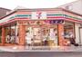 コンビニ　セブンイレブン（コンビニ）まで226m