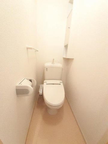 トイレ　コンパクトで使いやすいトイレです