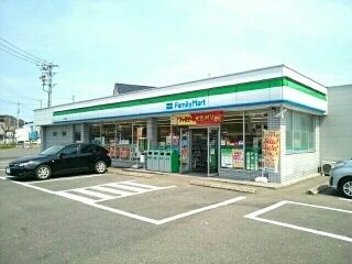 コンビニ　ファミリーマート　犬山上野店（コンビニ）まで790m