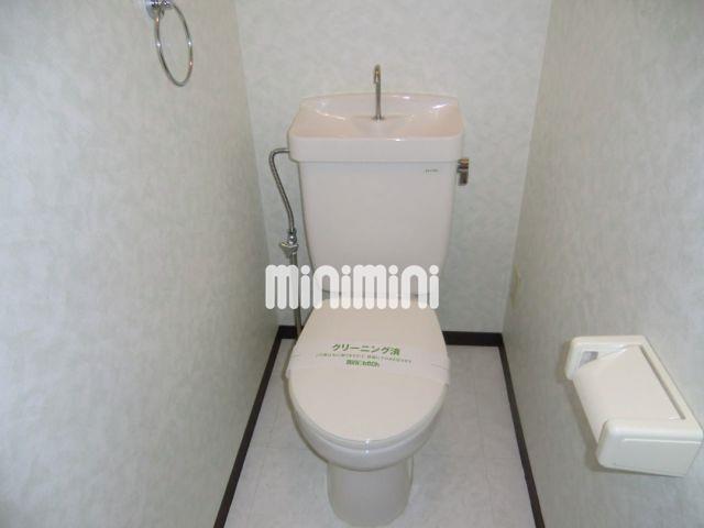 トイレ　清潔感のあるトイレです