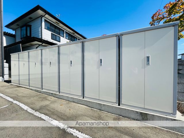 ラポール材木町の外観写真