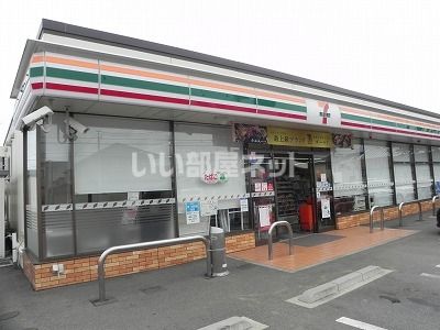 コンビニ　セブンイレブン　柏花野井北店（コンビニ）まで206m