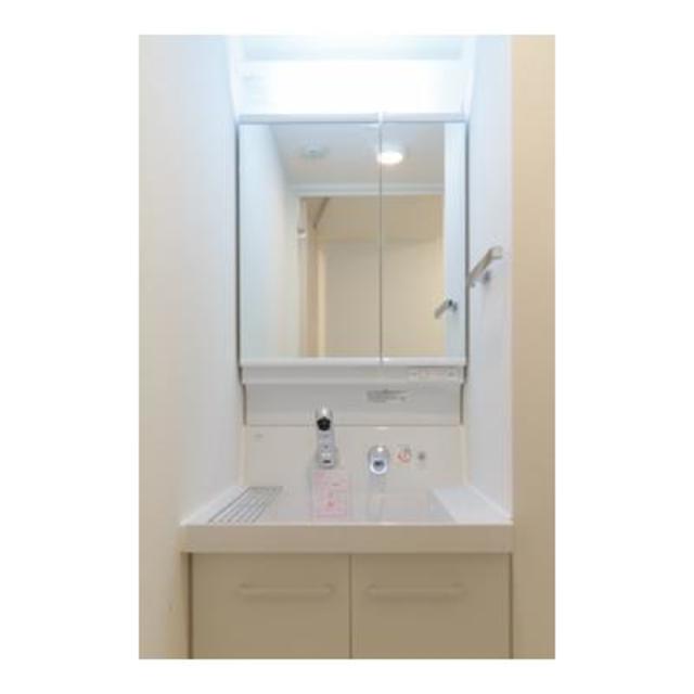 洗面設備　※写真は同タイプ住戸です。