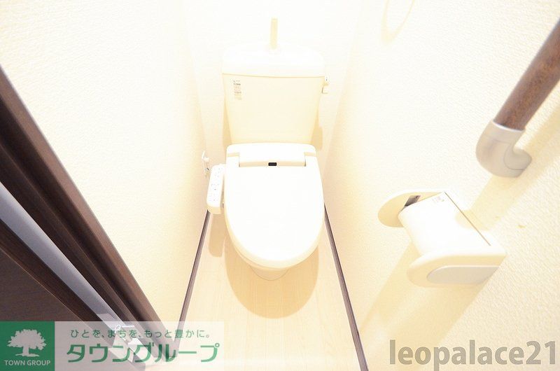 トイレ　設備・仕様は号室により異なる為、現況を優先致します。