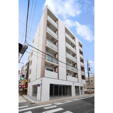 建物外観　１階は美容院が入ってます