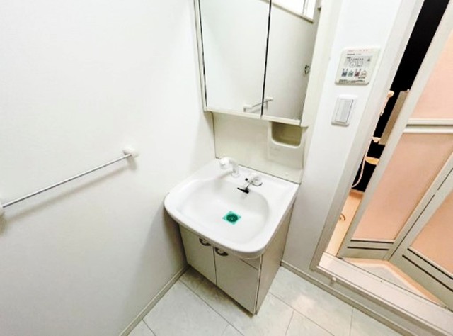 洗面設備　弊社は都内全域の物件をご紹介可能です！