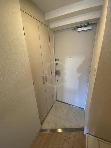 玄関　クリスタルグランツ大阪センターSt.　玄関
