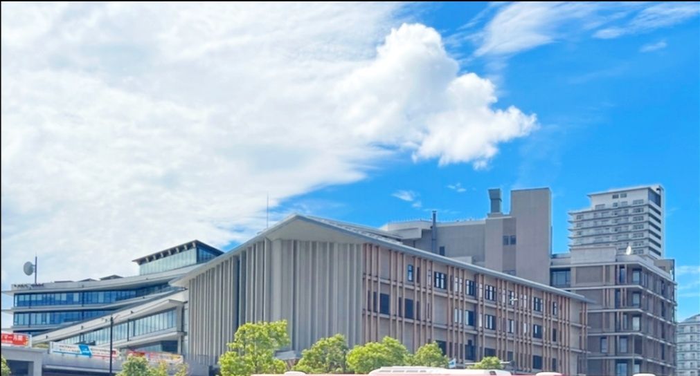 役所　長崎県庁（役所）まで620m