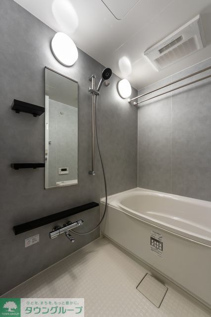 バス・シャワールーム　※写真は同タイプ住戸です。