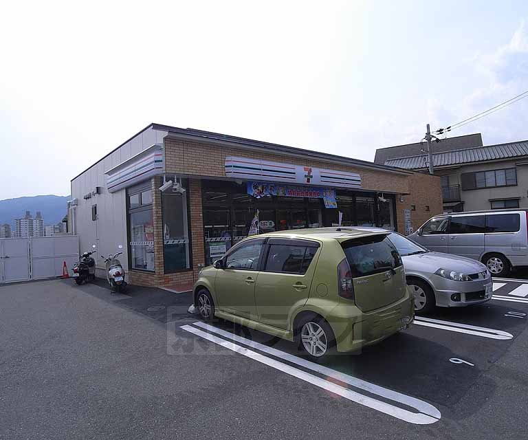 コンビニ　セブンイレブン京都洛西ニュ－タウン店（コンビニ）まで250m
