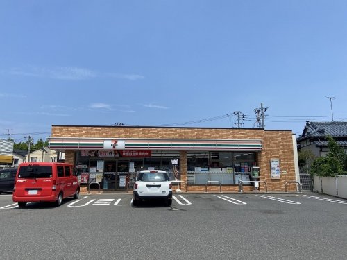 コンビニ　セブンイレブン 新潟紫竹山店（コンビニ）まで585m