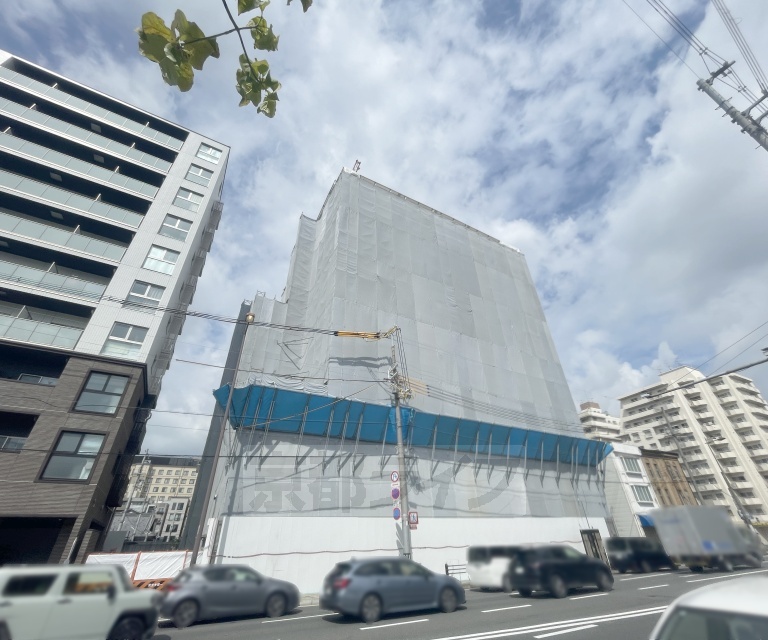 建物外観　建築中