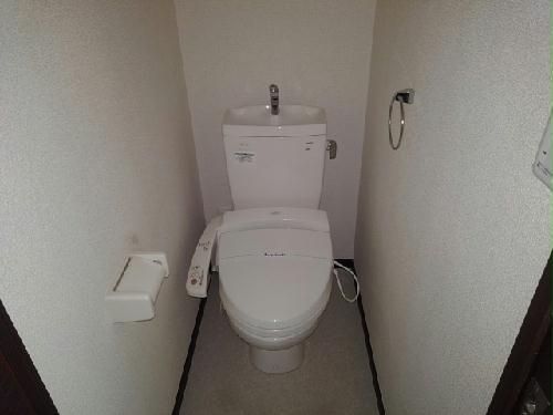 トイレ　バス・トイレ別で快適です