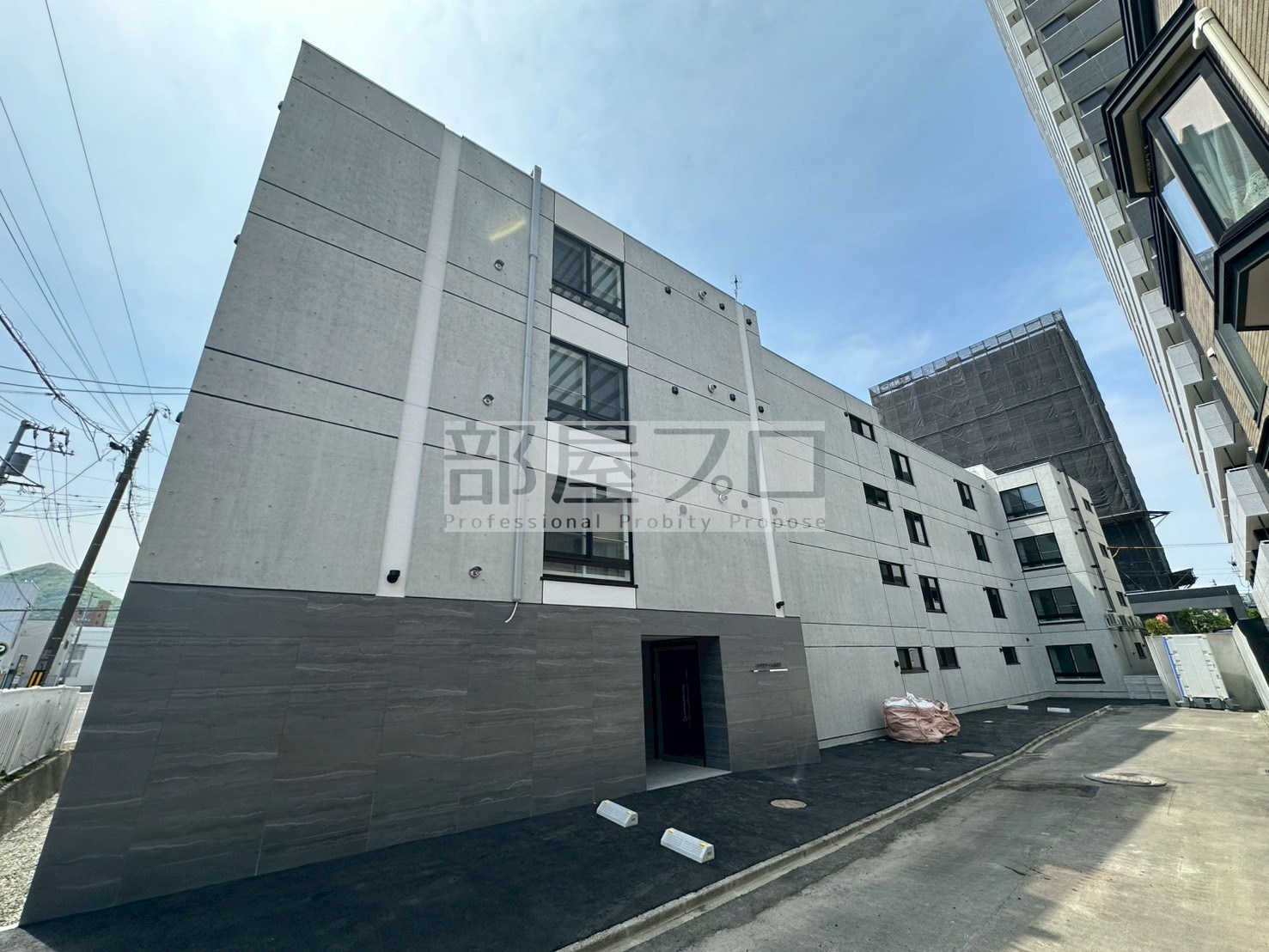 地下鉄東西線 琴似駅 徒歩7分 築1年