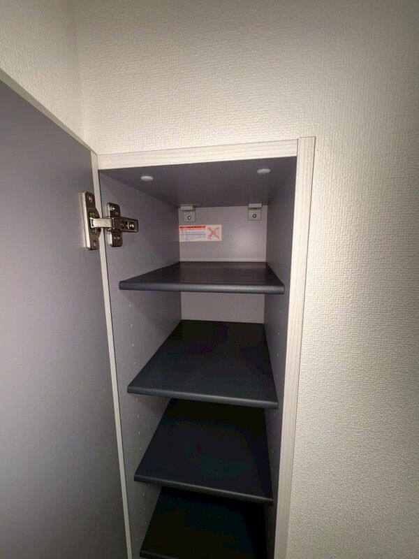 玄関　別部屋参考写真となります