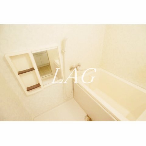 バス・シャワールーム　お風呂です。