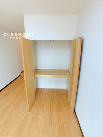 収納　同物件の別部屋になります。