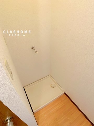 洗面設備　同物件の別部屋になります。