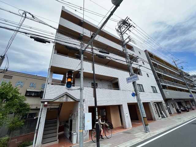 建物外観　インターネット無料です♪