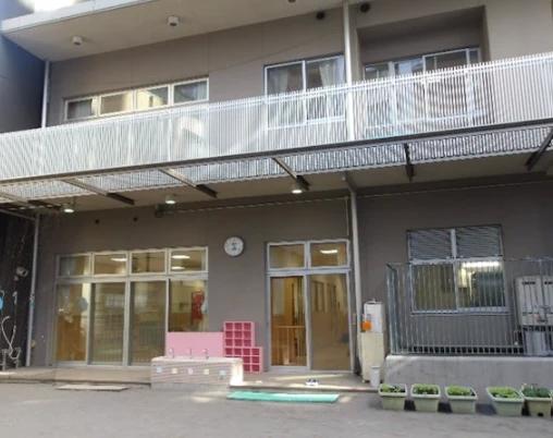 幼稚園・保育園　新橋保育園（幼稚園・保育園）まで319m