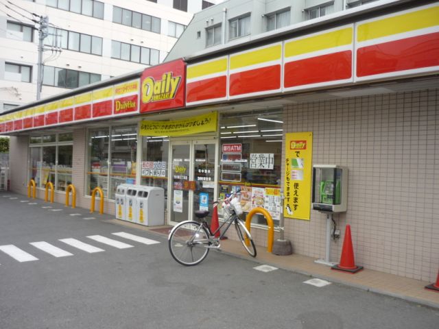 コンビニ　ヤマザキ（コンビニ）まで520m