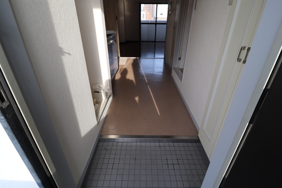 玄関　※別部屋の写真です