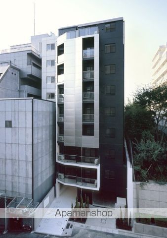 都営大江戸線 麻布十番駅 徒歩4分 築22年