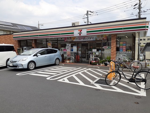 コンビニ　川口東本郷店（コンビニ）まで777m