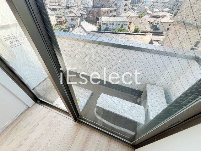 バルコニー　洗濯物も干せますね。