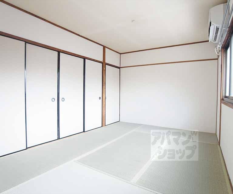 居室・リビング　２０２号室写真使用