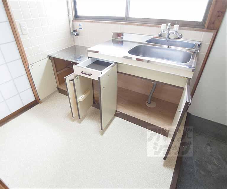 収納　２０２号室写真使用