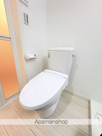 京急本線 雑色駅 徒歩10分 3階建 築1年のトイレ写真