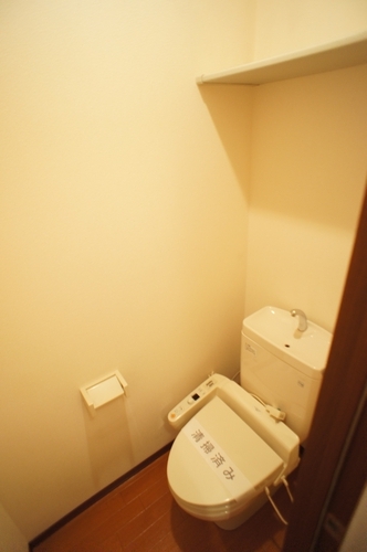 オリーブBのトイレ写真