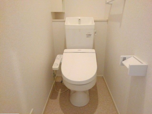 パークメゾン華VIのトイレ写真