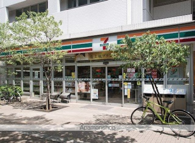 コンビニ　セブン－イレブン芝浦ベイワード店（コンビニ）まで131m