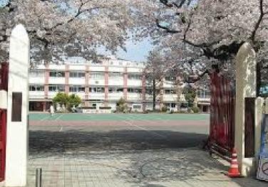 小学校　赤羽小学校（小学校）まで306m