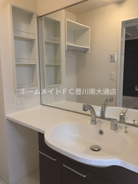 Noble駅前通の内装写真