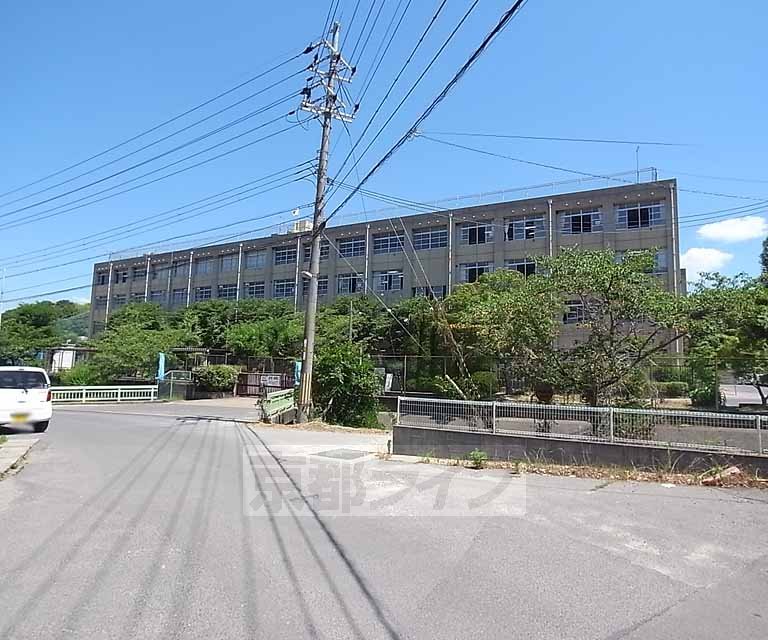 中学校　東城陽中学校（中学校）まで459m