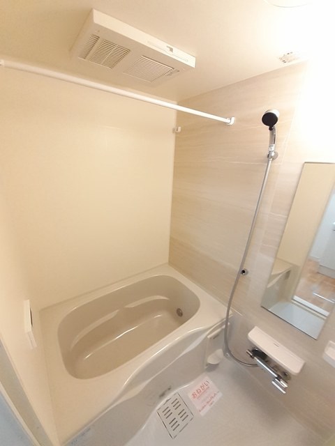 バス・シャワールーム　別部屋参考写真